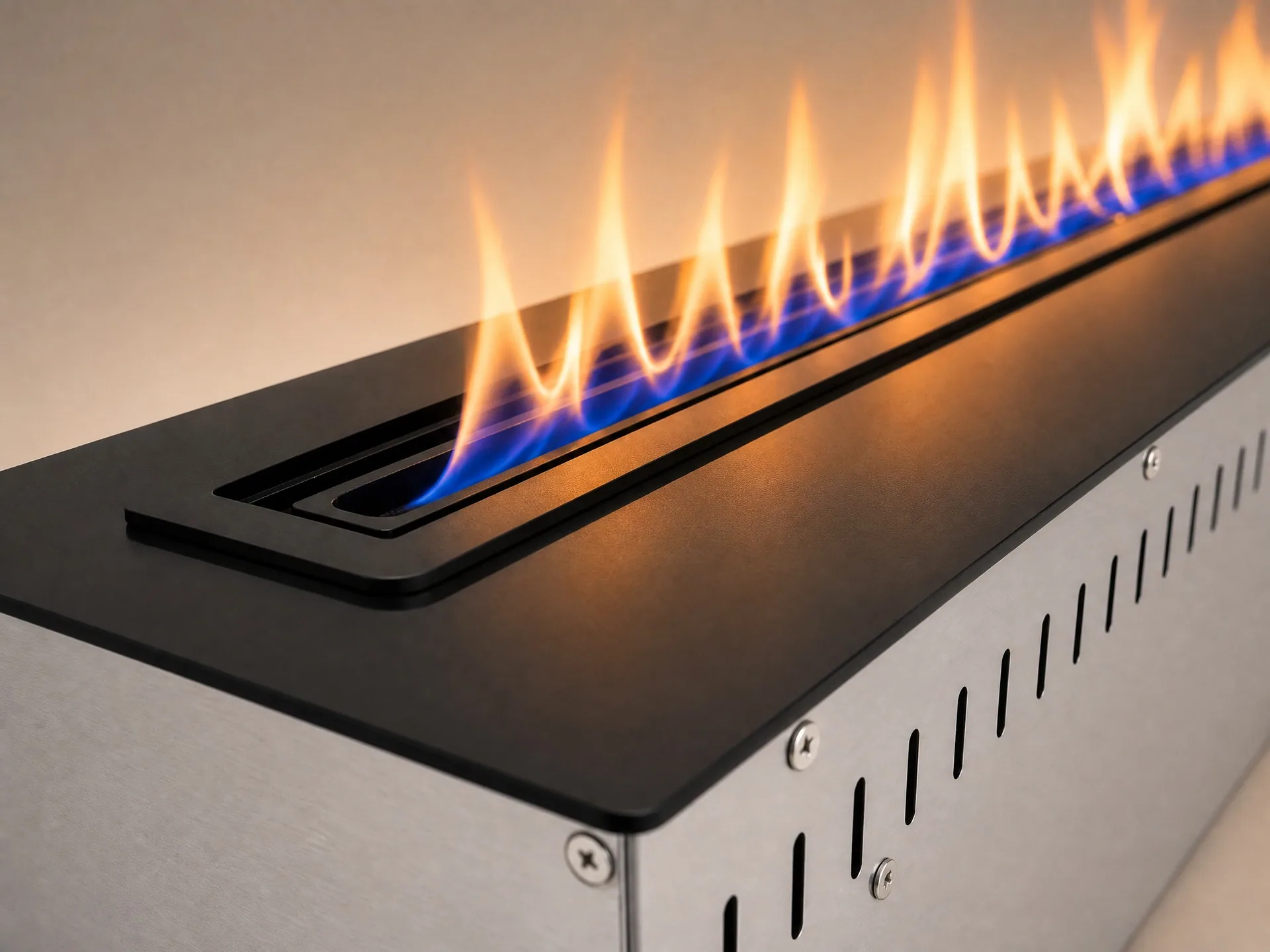 Linear smart ethanol fireplace flame used for fuel-consumption planning